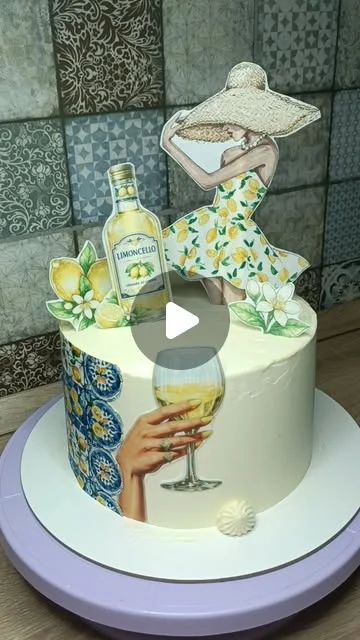 Ha szereted a mediterrán stílust, az olasz ihletésű színeket és a könnyen használható dekorokat, érdemes megnézned a videót. Lehet, hogy a következő tortádhoz pont itt találod meg az inspirációt. 🍋✨
A kollekciót megtalálod weboldalunkon: www.tortaostyanyomtatas.hu#tortaostyanyomtatás #desszertdekor #mediterrántorta #amalfitorta #mediterránkollekció #tortadekoráció #tortadekor